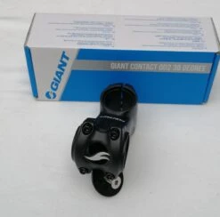 Giant Contact OD2 Vorbau 30° - 31,8 7 Giant Contact OD2 Vorbau 30° - 31,8 -Giant 170000147 01 1280x1280